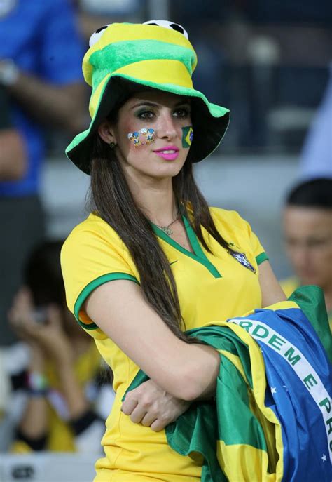 Hottest Fans Of The 2014 World Cup Hot Football Fans Hot Fan Sexy Sports Girls