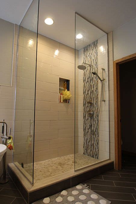 Vertical Shower Accent Tile Ideas