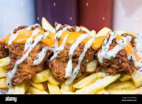 Chicken And Chips Takeaway Hi Res Stock Photography And Images Alamy