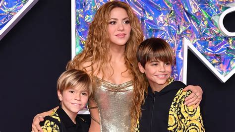 See Shakira S Sons Milan And Sasha At The Mtv Video Music Awards