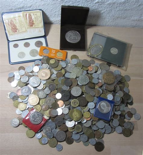 Wereld Lot Various Coins And Medals ± 1000 Pieces Catawiki
