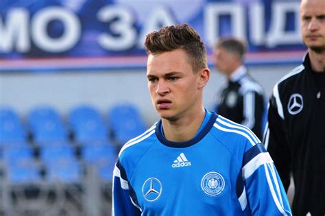 08.05.1995) is a german defender who became part of the fc bayern squad in 2015. Bayern-Jungstar : Kimmich kann Kritik an Guardiola nicht ...