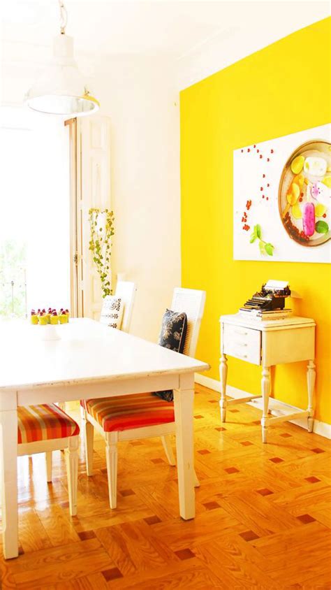 25 Fun Yellow Accent Wall Ideas To Keep Your Mood