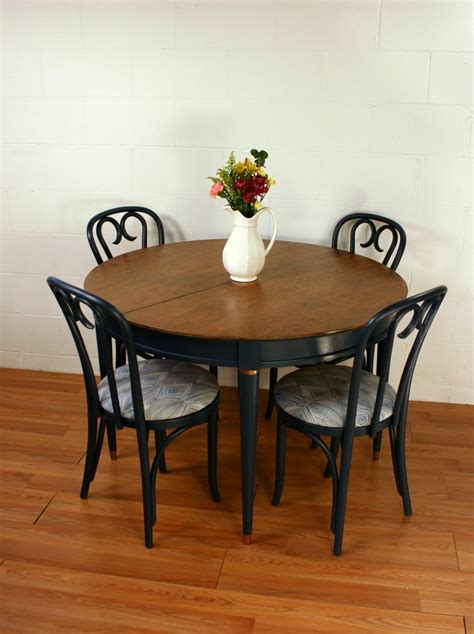 Navy dining rooms that got our attention. Roots and Wings Furniture Blog: No. 118 Navy Blue Dining ...