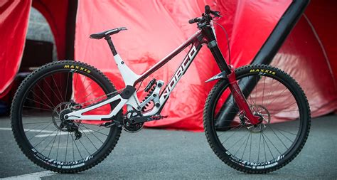 Downhill mountain bike trail near me. 2019 UCI World Cup Downhill Tech - The Hub - Mountain ...