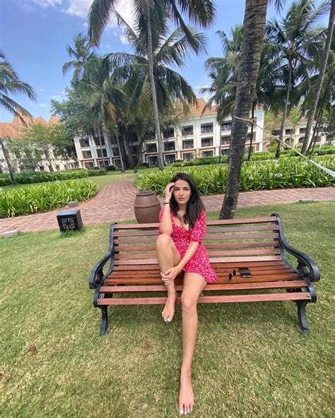 Jasmin Bhasin Looks Charming In One Shoulder Pink Mini See The Diva S Sexiest Pictures