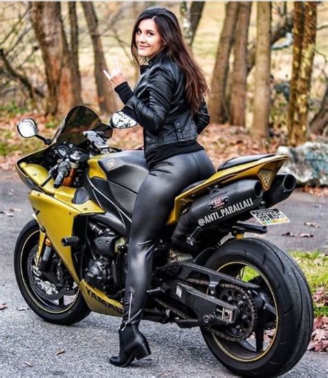 Pin By Venom Busa On Hot Biker Chics Biker Girl Motorcycle Girl