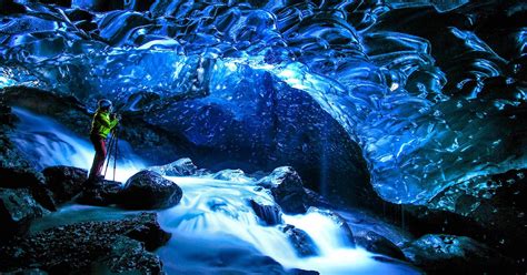 Icelands Ice Caves Look Beautiful In These Pictures By Helen