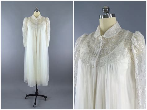 Vintage 1960s Peignoir Set Robe And Nightgown 60s Wedding Lingerie
