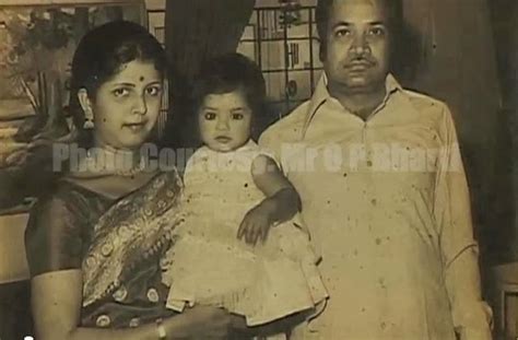 Remembering Actress Divya Bharti Rare Photos And Videos Mere Pix