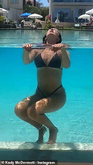 Kady Mcdermott Flaunts Her Pert Derri Re In A Black Bikini For Pool