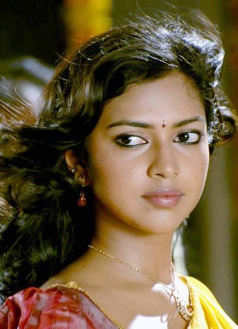 Tamil Actress Amala Paul Hq Photos And Stills South Indian Stills