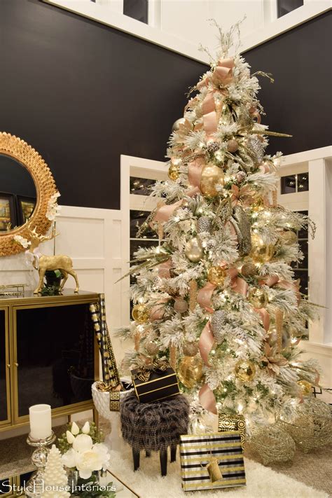 How To Decorate Your Christmas Tree Like A Pro Style House Interiors