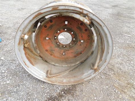 Allis Chalmers Wd45 Tractor Spin Out Rim With Steal Center Tag 720