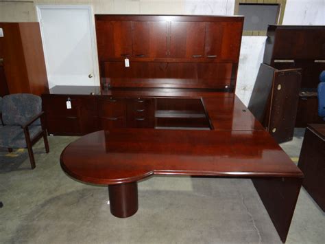 Desks & computer tables : used executive desk for sale in noida | A S Traders