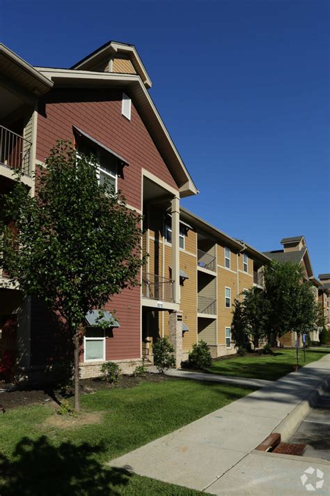 Check 1 bedroom apartment availability now! Overlook Terraces Apartments For Rent in Louisville, KY ...