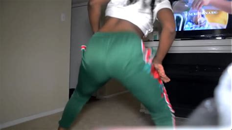 Cant Stop Twerking And Get Butt Naked Part TERVIRAL
