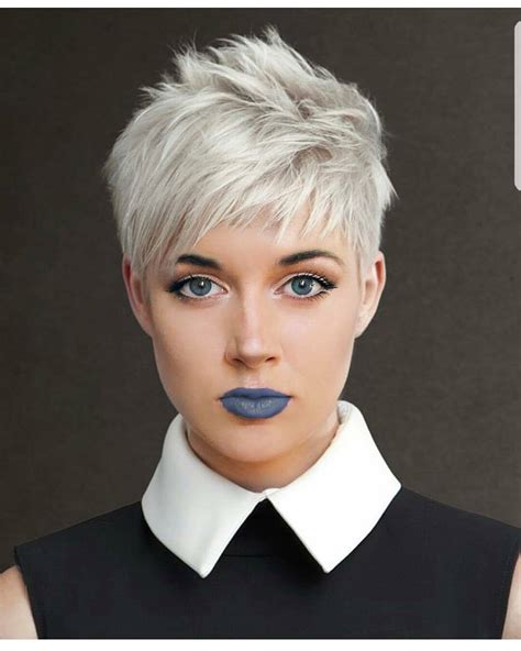 10 Easy Pixie Haircut Styles And Color Ideas 2021