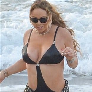Mariah Carey Nip Slip In A Swimsuit At The Beach