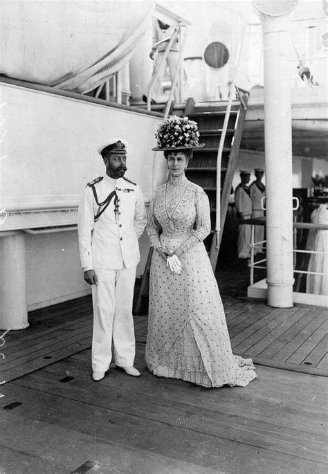 King George V And Queen Mary On The Ship To India 1911 Oldschoolcool