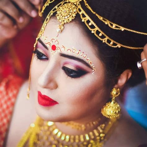gorgeous bengali brides that stole our hearts with their stunning wedding looks bengali bride