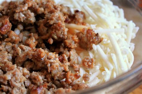 Directions in a large bowl, combine the soup, sour cream, milk, cheddar cheese and 1/4 cup butter. breakfast casserole with cream of mushroom soup and hash ...