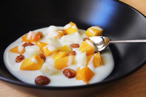 Los mejores postres terminar nuestras comidas con broche de oro. Frutas de verano con chocolate blanco. Receta de postre ...