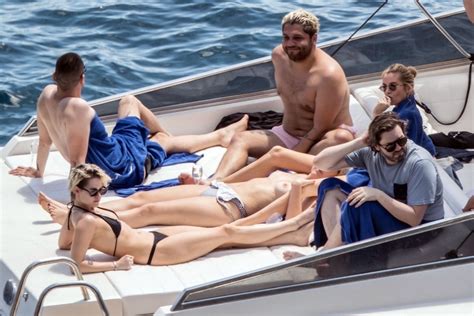 Kristen Stewart Nude At The Amalfi Coast 14 Pics The Fappening