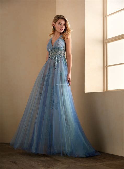E' molto usata negli abiti da cerimonia e negli abiti e accessori per. Abiti da Cerimonia di Valerio Luna - VL5053 - Matrimonio.com