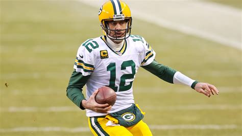 Shailene woodley got to know aaron rodgers real fast in the early days of their relationship, as the actress revealed she moved in with the quarterback right. Aaron Rodgers engaged: Reportedly dating Shailene Woodley ...
