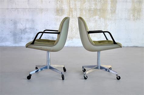 Steelcase Pollock Style Chrome Office Chairs 5.JPG
