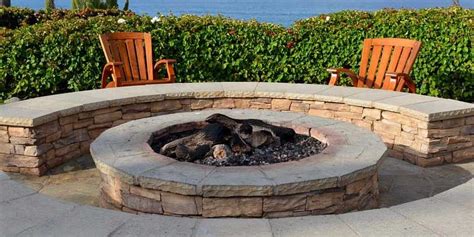 Build Your Own Outdoor Fire Pit