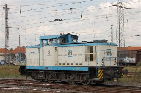 Diesellok br 106 v60 walddrehna lok 1. Lok 3 (ex DR V60) der Hafenbahn Magdeburg rangiert in ...