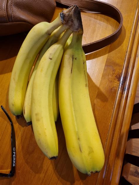 Two Bananas In One Peel Rmildlyinteresting