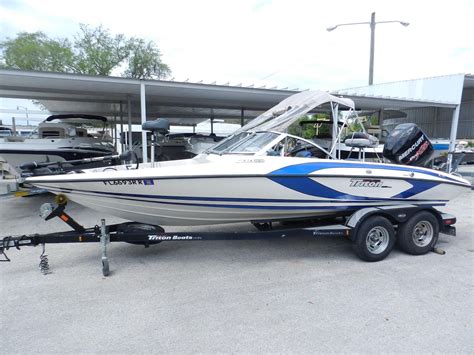 2015 Used Triton 210 Escape Ski And Fish Boat For Sale 32000