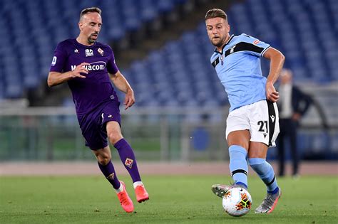 Dalla statua per batistuta alla furia di. Lazio Fiorentina 2-1: cronaca e tabellino