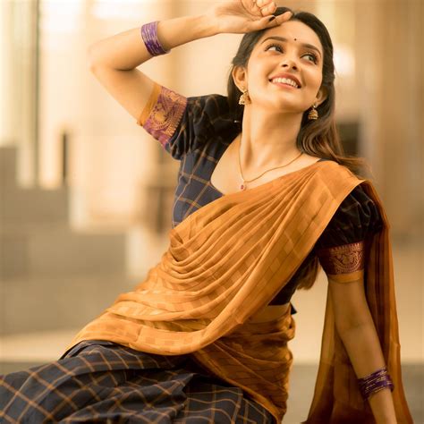 Tamil Magamuni Movie Fame Mahima Nambiar Gorgeous Looks In Half Saree