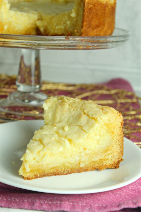 Add in the sugar, and beat for 6. Paula Deens Ooey Gooey Butter Cake! | Recipe | Gooey ...