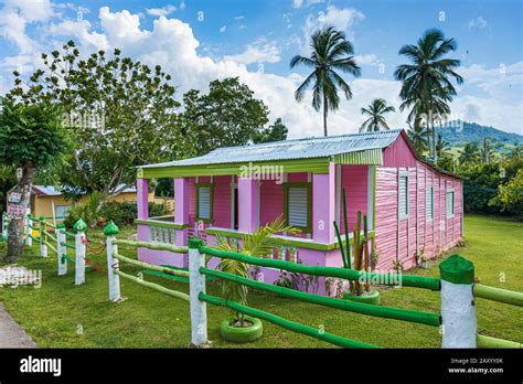 Casa Típica Del Caribe República Dominicana Fotografía De Stock Alamy