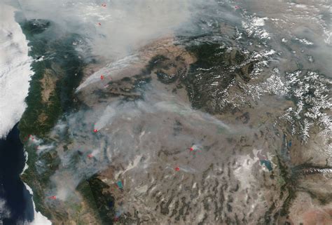 Nearly Two Million Acres On Fire In The United States Earth Imaging