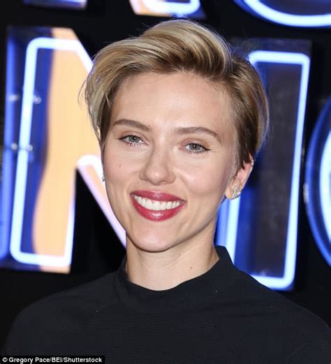 Scarlett Johansson Rocks Sophisticated Black Top Daily Mail Online