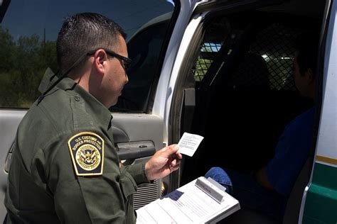 Border Patrol Agents Advised They May Let Drunken Drivers Loose