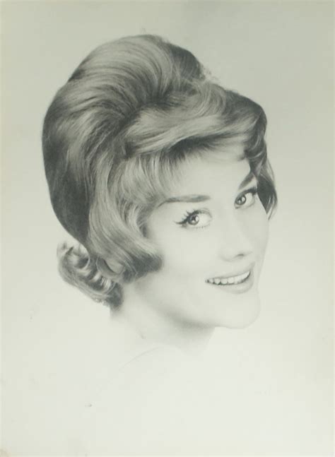 Sixties Hairstyles Original Foto Studio Geiger For La Coiffure De Paris