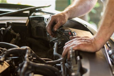 5 Simple Truck Repairs You Need To Know About