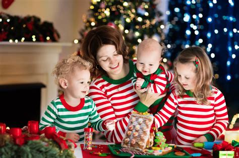 52 Holiday Traditions For Families To Make Christmas Time Magical