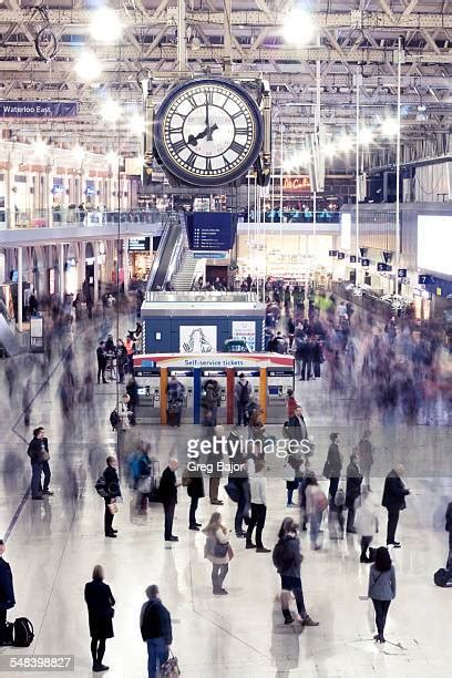 Lots Of Clocks ストックフォトと画像 Getty Images