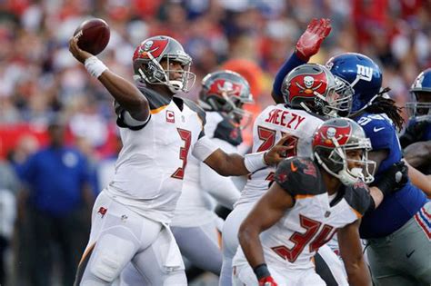 Tampa Bay Buccaneers Keep New York Giants Winless Score Game Recap Stats