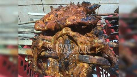 Goreng delam minyak yang dipanaskan di atas api sedang sampai matang. Resep Panggang Ayam Jawa Gurih Manis Desa Gandu / New Ayam ...