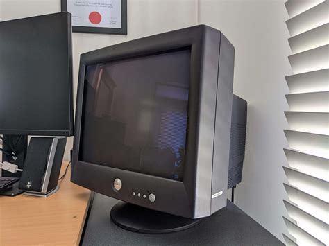 Desktop Computer Crt Monitor