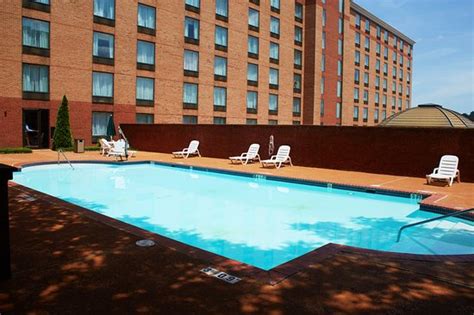 Holiday Inn Lynchburg 127 ̶1̶5̶7̶ Updated 2018 Prices And Hotel